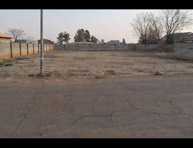 1,093M² VACANT LAND FOR SALE IN MEYERTON PARK